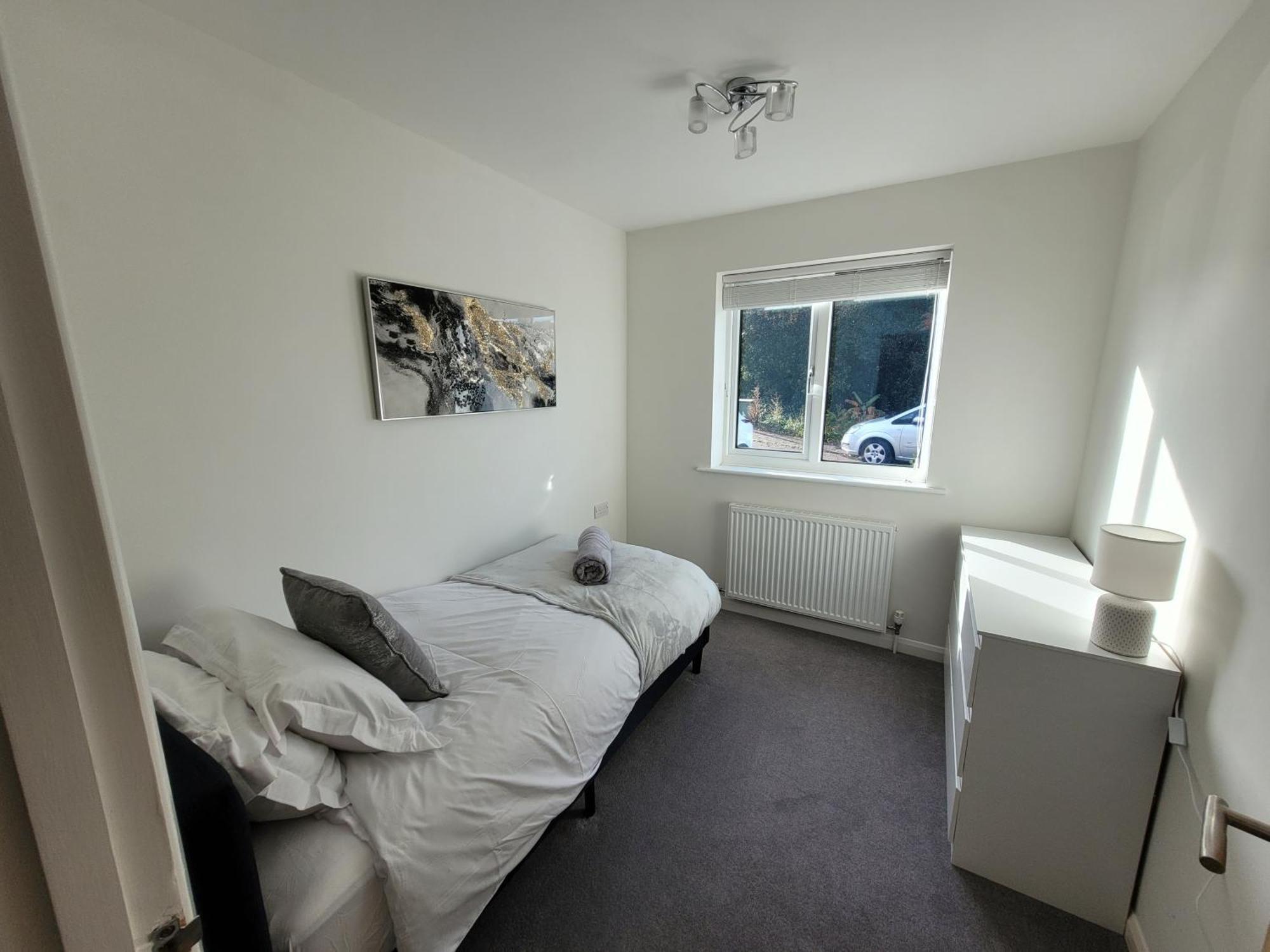 Bumblebee Bungalow - With Separate Office And Gaming Space By Catchpole Stays Colchester Bagian luar foto