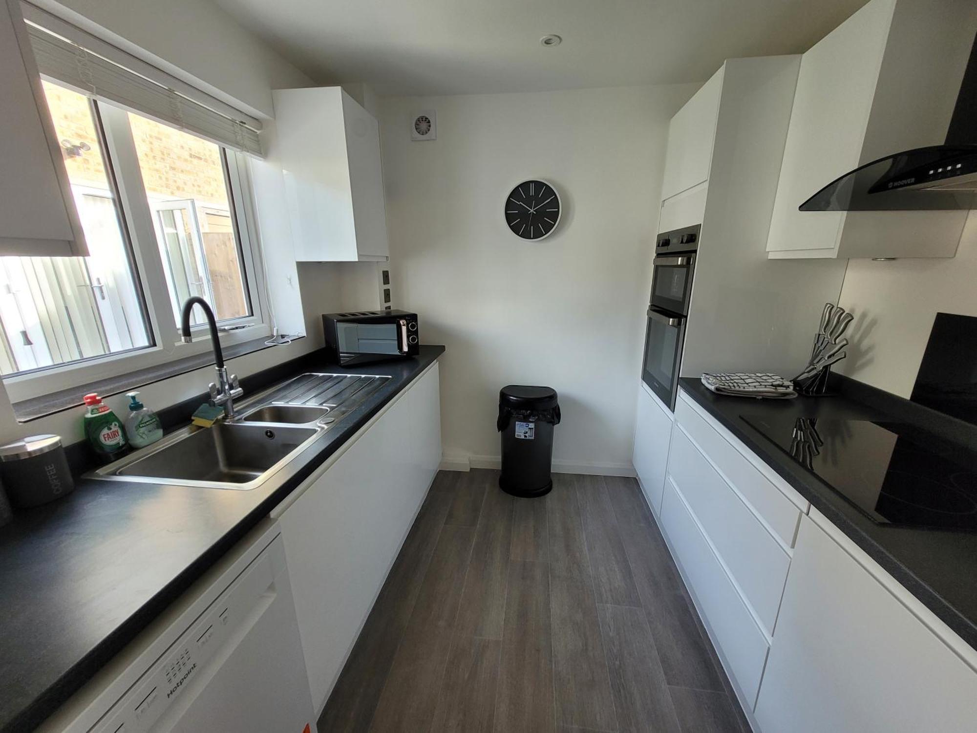 Bumblebee Bungalow - With Separate Office And Gaming Space By Catchpole Stays Colchester Bagian luar foto
